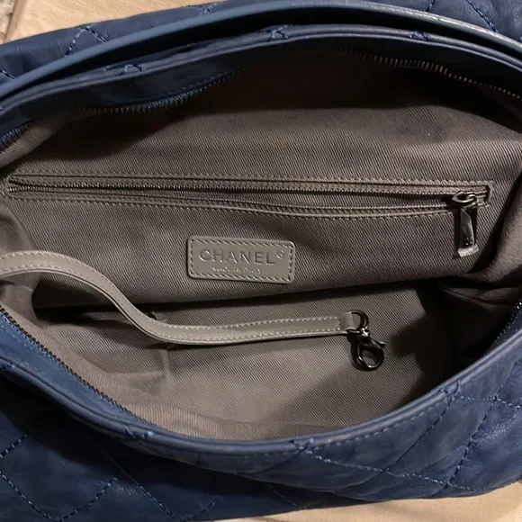 Chanel Coco Hobo Bag - Picture 8 of 15